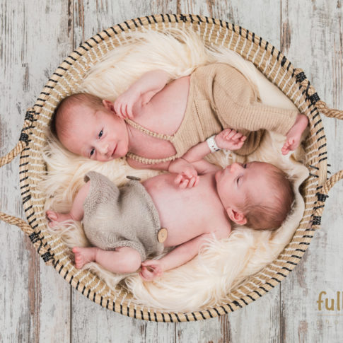fotografo newborn gemelli